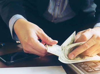 Devedor Solidário que Paga Dívida Sozinho Pode Assumir Lugar do Credor na Execução em Andamento