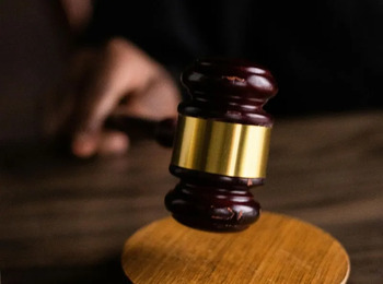 STJ mantém partilha de bens em juízo cível apesar de medida protetiva