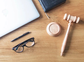 Pedido de substituição de curatela por tomada de decisão é negado pelo STJ