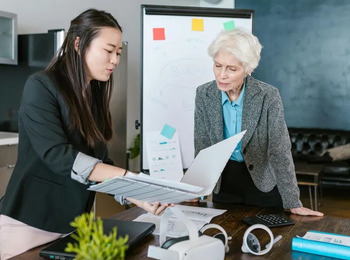 TST reconhece demissão por etarismo em estatal da Bahia - discriminação por idade
