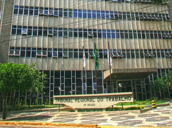 Para o TRT3 estabilidade provisória indenizada afasta dano moral