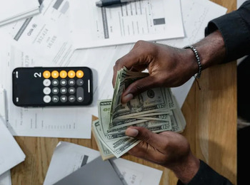 TST exclui obrigação de empresa custear benefício social para sindicato