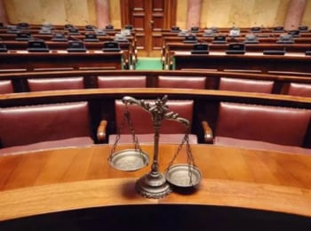 É possível renunciar a valores para manter ação em Juizado Especial Federal?