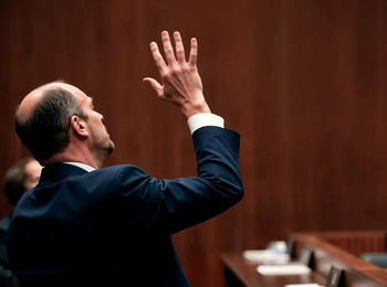 Câmara aprova projeto que restringe decisões individuais de ministros do STF