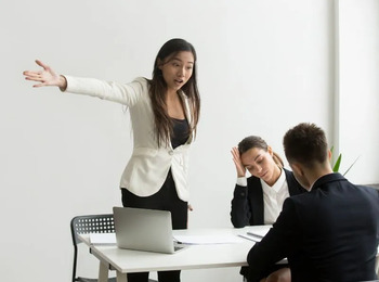 Justiça mantém condenação de advogada por expor cliente com ofensas nas redes sociais