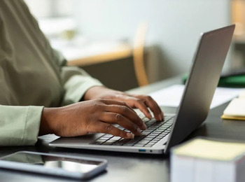 Justiça do Trabalho obriga empresa a apresentar histórico de senhas em caso de injúria racial